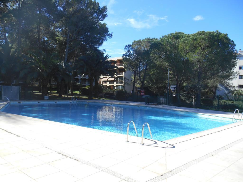 Apartamento 3 Rivieres - Parc Riviera C 6 Mandelieu Exterior foto